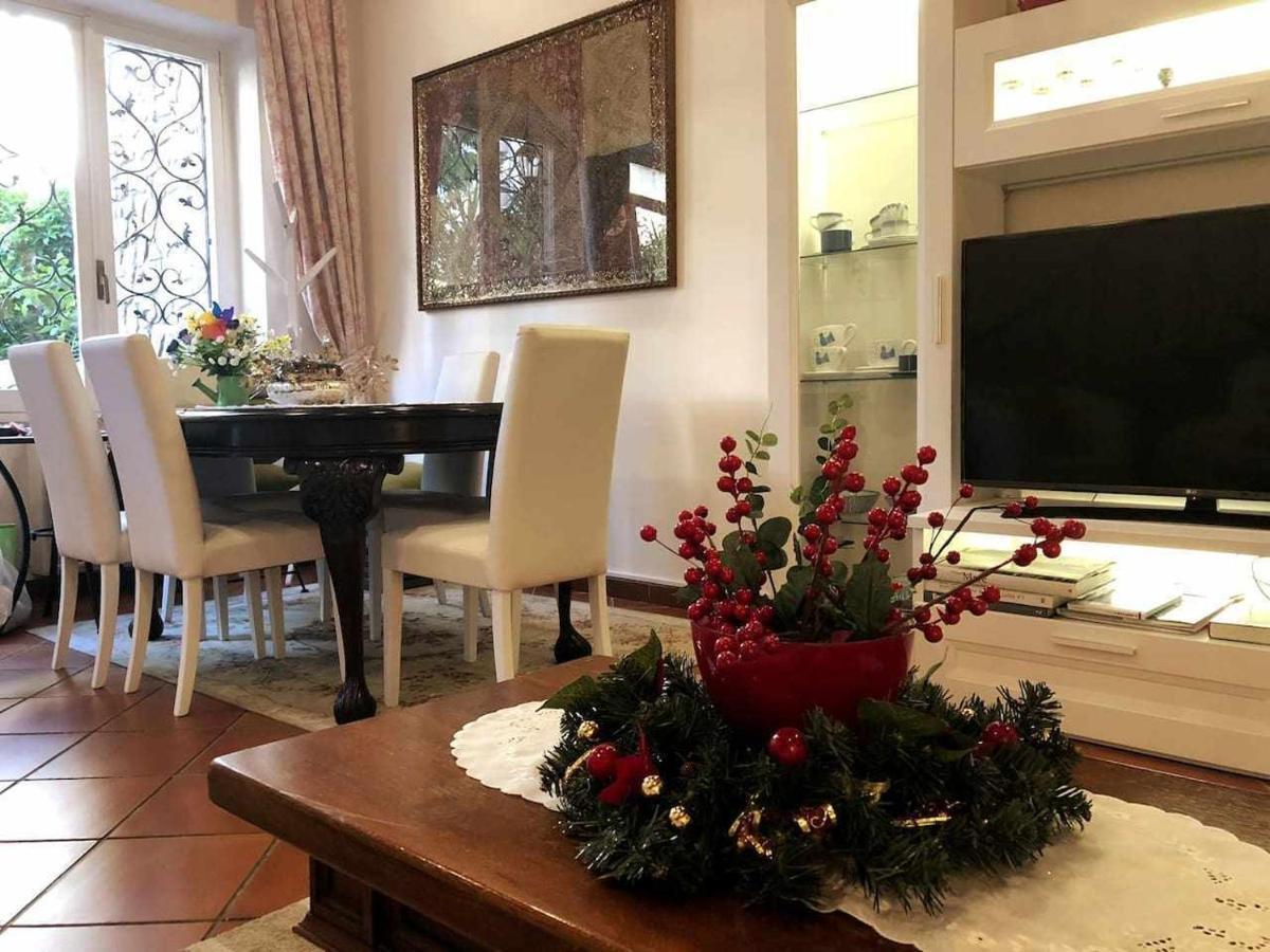 Elegante Villa Lu Centro Citta Con Parcheggio Cagliari Buitenkant foto
